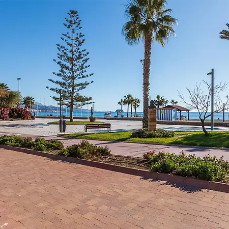 A&n Seafront 2 Apartment