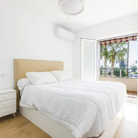 A&n Grand Seafront Panoramic Apartament *